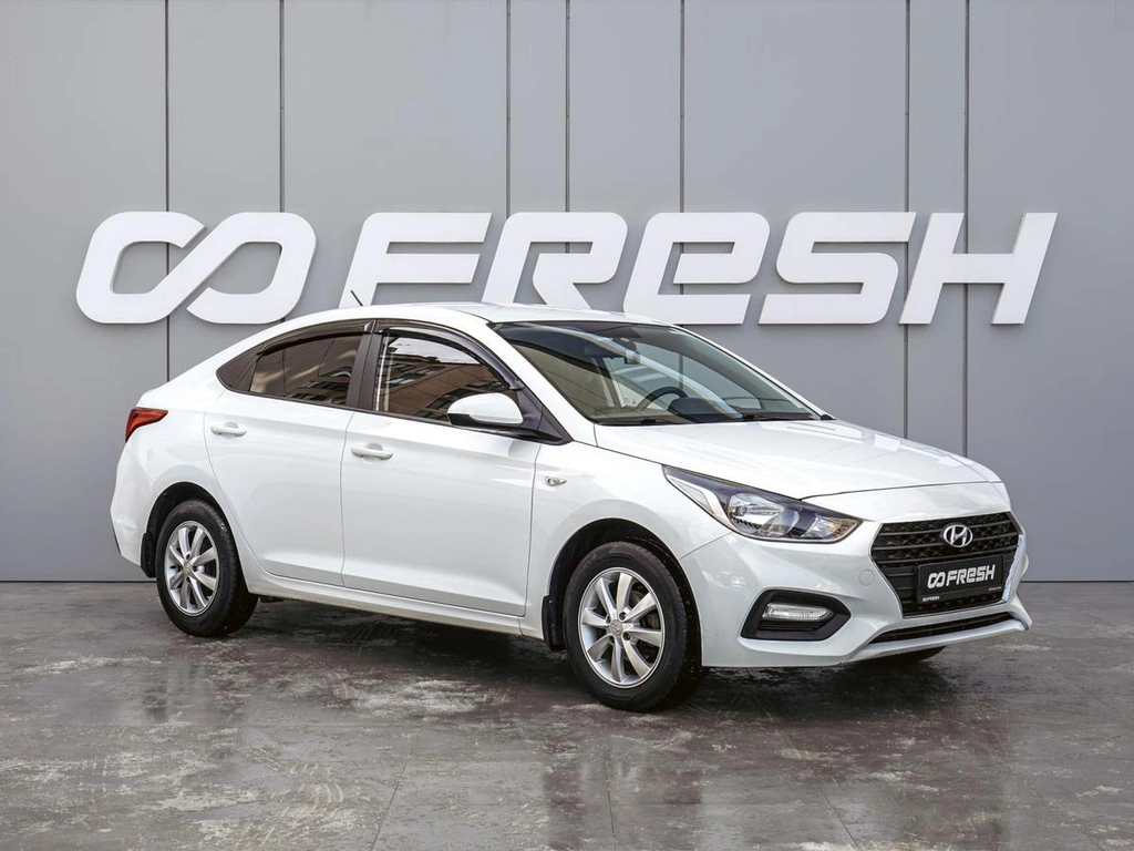 Седан Hyundai Solaris 2017 года, 1340000 рублей, Краснодар