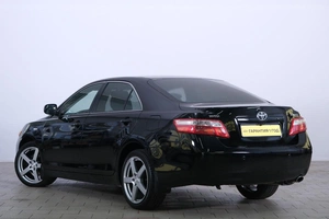 Седан Toyota Camry 2006 года, 1139000 рублей, Омск