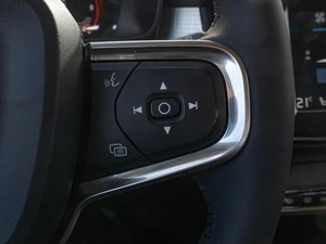 Внедорожник Volvo XC40 2018 года, 2299000 рублей, Краснодар