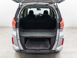 Минивэн Honda Freed+ 2018 года, 1450000 рублей, Красноярск