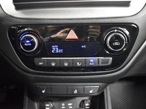 Седан Hyundai Solaris 2017 года, 1285900 рублей, Казань