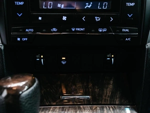 Седан Toyota Camry 2017 года, 1924000 рублей, Красноярск