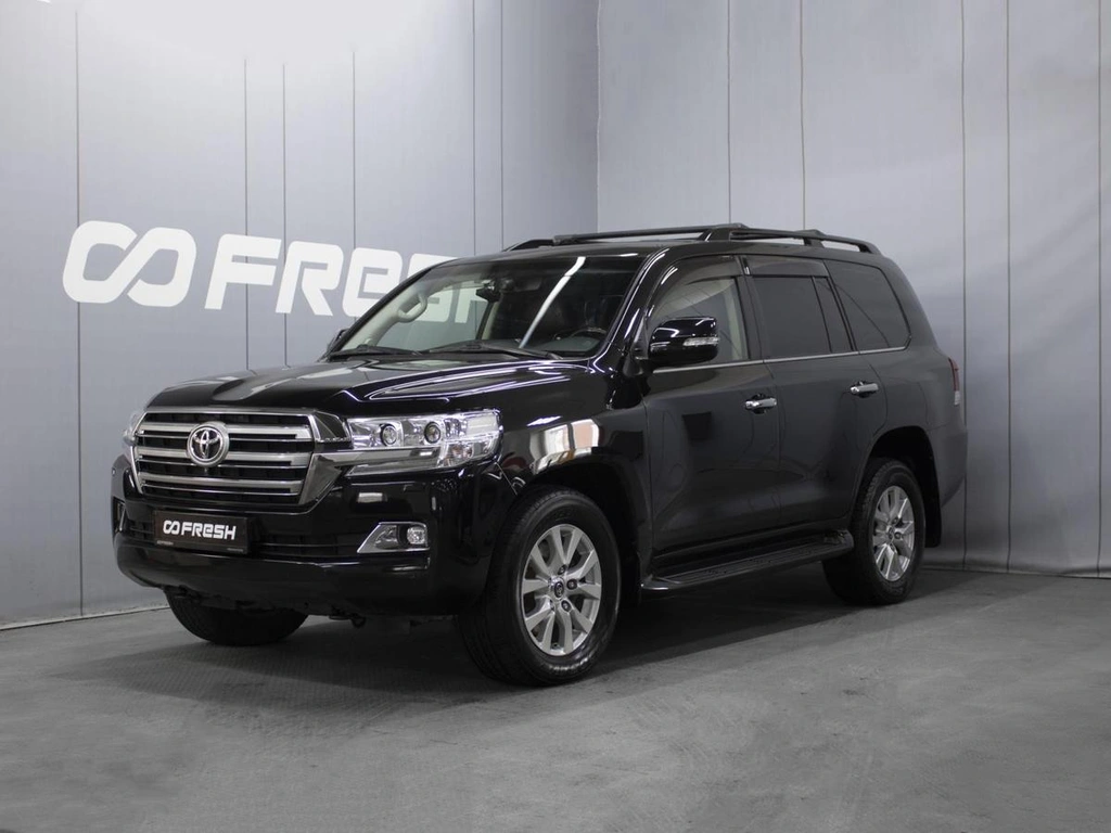 Внедорожник Toyota Land Cruiser 2019 года, 7420000 рублей, Омск