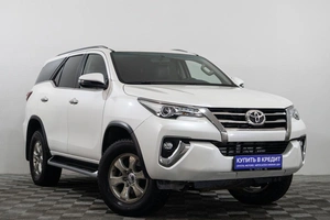 Внедорожник Toyota Fortuner 2017 года, 2939000 рублей, Сургут