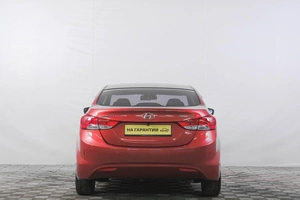 Седан Hyundai Avante 2012 года, 949000 рублей, Кемерово