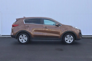 Внедорожник Kia Sportage 2017 года, 1710000 рублей, Брянск