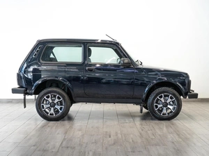 Внедорожник ВАЗ (LADA) Niva Legend 2024 года, 889000 рублей, Саратов