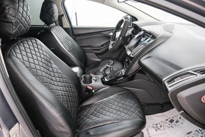 Хетчбэк Ford Focus 2011 года, 749000 рублей, Красноярск