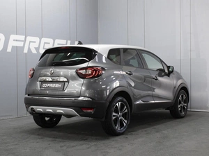 Внедорожник Renault Captur 2020 года, 1900000 рублей, Омск
