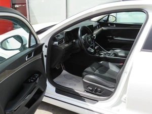 Седан Kia K5 2021 года, 2660000 рублей, Брянск