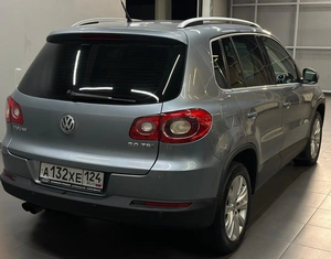Внедорожник Volkswagen Tiguan 2009 года, 1047000 рублей, Красноярск