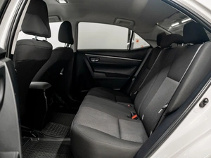Седан Toyota Corolla 2013 года, 1175000 рублей, Красноярск