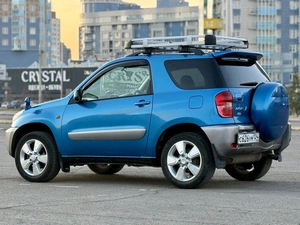 Внедорожник Toyota RAV4 2002 года, 888888 рублей, Красноярск