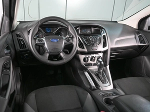 Хетчбэк Ford Focus 2012 года, 865000 рублей, Ростов-на-Дону