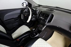 Седан Chevrolet Aveo 2012 года, 549000 рублей, Пермь