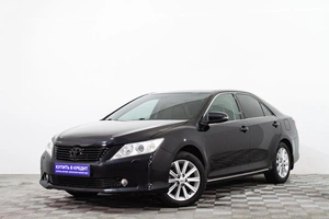 Седан Toyota Camry 2013 года, 1649000 рублей, Сургут