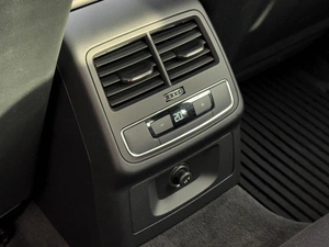 Седан Audi A4 2016 года, 2249000 рублей, Кропоткин