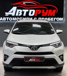 Внедорожник Toyota RAV4 2018 года, 2657000 рублей, Красноярск