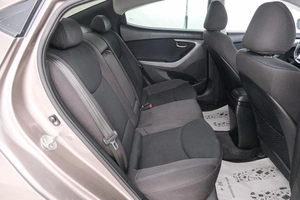 Седан Hyundai Elantra 2012 года, 1019000 рублей, Красноярск
