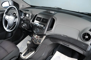 Седан Chevrolet Aveo 2012 года, 859000 рублей, Тюмень