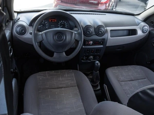 Хетчбэк Renault Sandero 2011 года, 459000 рублей, Волгоград