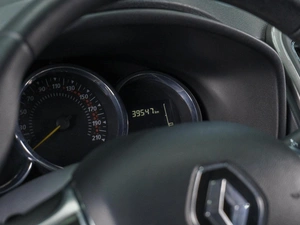 Седан Renault Logan Stepway 2019 года, 999000 рублей, Сургут