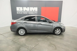 Седан Hyundai Solaris 2014 года, 680000 рублей, Курск