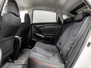 Лифтбек Toyota Prius 2012 года, 1350000 рублей, Красноярск