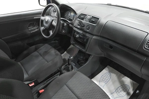 Хетчбэк Skoda Fabia 2012 года, 599000 рублей, Новокузнецк