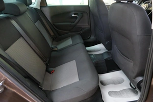 Седан Volkswagen Polo 2014 года, 859000 рублей, Омск