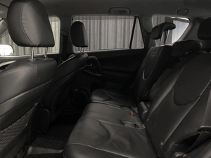 Внедорожник Toyota RAV4 2009 года, 1400000 рублей, Красноярск