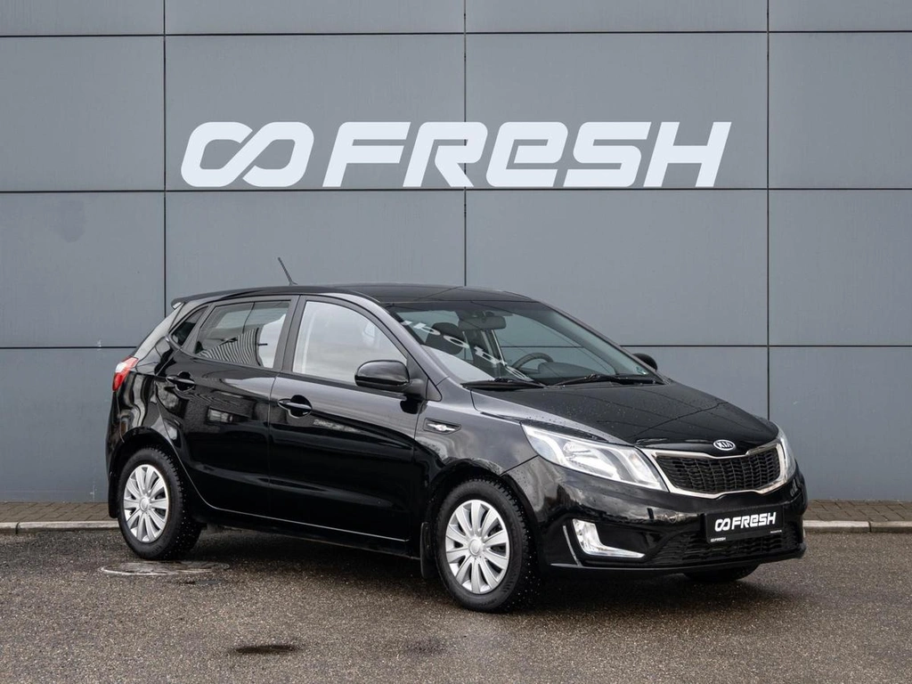 Хетчбэк Kia Rio 2012 года, 1000000 рублей, Краснодар