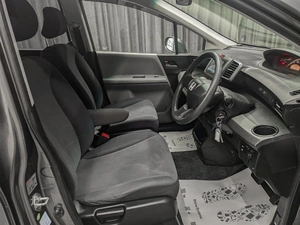 Минивэн Honda Freed 2009 года, 899000 рублей, Красноярск