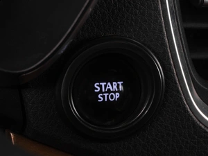 Седан ВАЗ (LADA) Vesta Cross 2023 года, 1499000 рублей, Тюмень