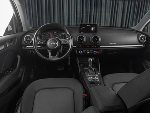 Седан Audi A3 2017 года, 2099000 рублей, Тюмень