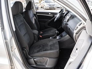 Внедорожник Volkswagen Tiguan 2011 года, 1290000 рублей, Краснодар