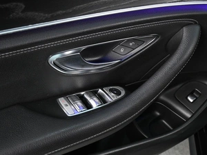 Седан Mercedes-benz E-класс 2018 года, 3155000 рублей, Ростов-на-Дону