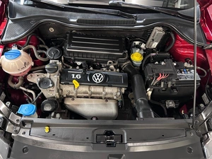 Седан Volkswagen Polo 2015 года, 1149000 рублей, Красноярск