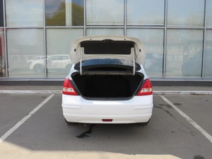 Седан Nissan Tiida 2011 года, 675000 рублей, Брянск