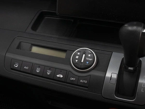 Минивэн Honda Freed 2008 года, 1010000 рублей, Омск