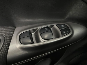 Внедорожник Nissan Juke 2012 года, 1065000 рублей, Красноярск