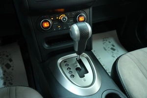 Внедорожник Nissan Qashqai 2013 года, 1349000 рублей, Омск