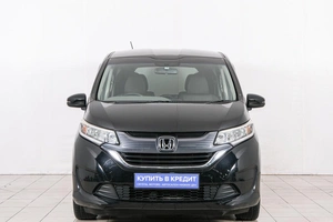 Минивэн Honda Freed 2017 года, 1499000 рублей, Красноярск
