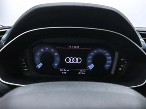 Внедорожник Audi Q3 2021 года, 2850000 рублей, Красноярск