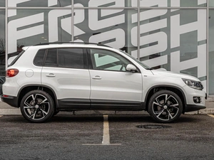 Внедорожник Volkswagen Tiguan 2015 года, 1543000 рублей, Краснодар