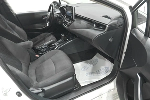 Седан Toyota Corolla 2019 года, 1949000 рублей, Новокузнецк