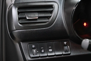 Седан Kia Rio 2016 года, 999000 рублей, Омск