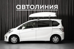 Минивэн Honda Freed 2014 года, 1200000 рублей, Красноярск