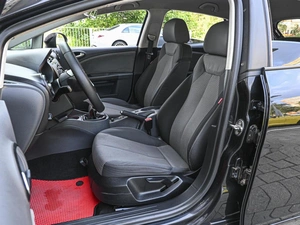 Хетчбэк SEAT Leon 2009 года, 565000 рублей, Ставрополь