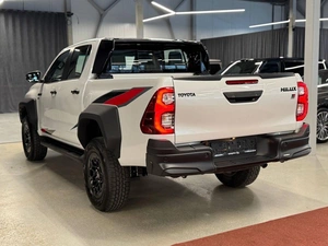 Пикап Toyota Hilux 2025 года, 7500000 рублей, Павловская Слобода
